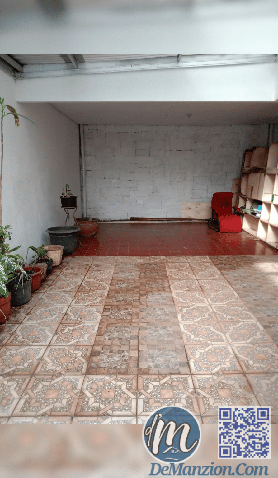 DiJual Rumah Pulo Asem Garasi dan Teras