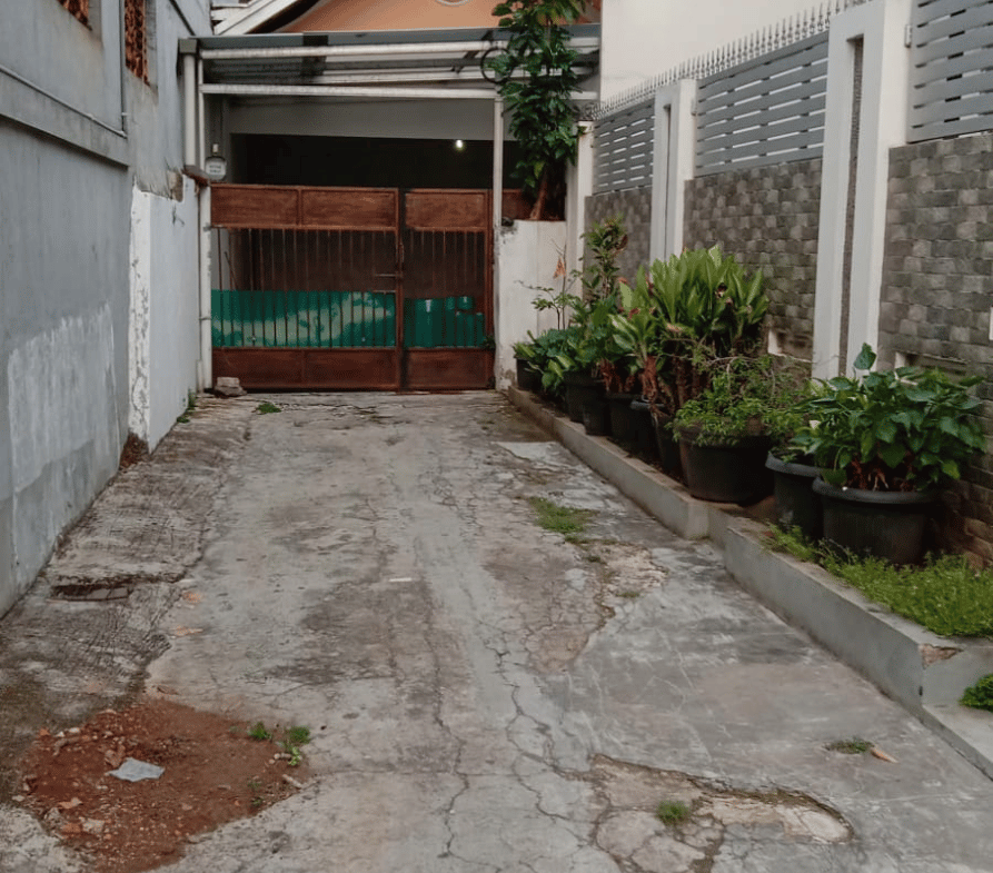 DiJual Rumah Pulo Asem Tampak Depan